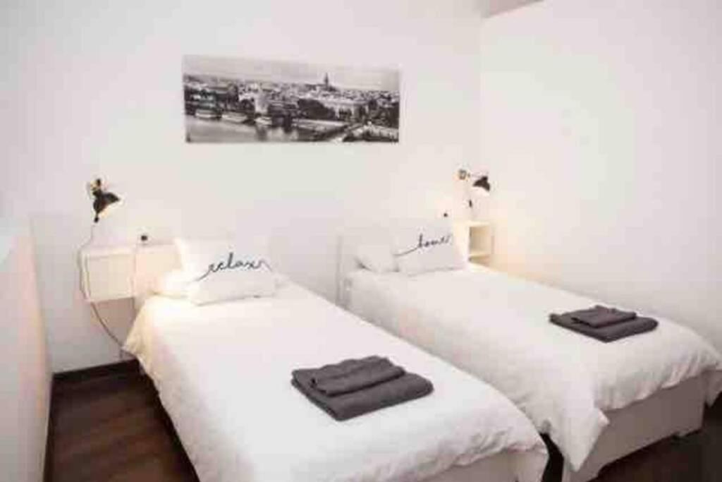 Lujoso Loft A 2Min A Pie Del Casco Historico Apartment Seville Exterior photo